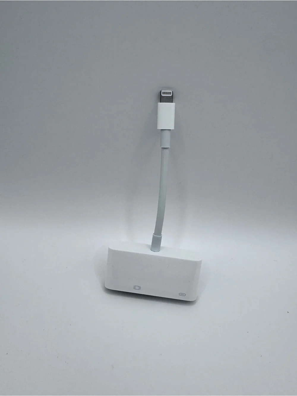 Apple Lightning to VGA Adapter - White